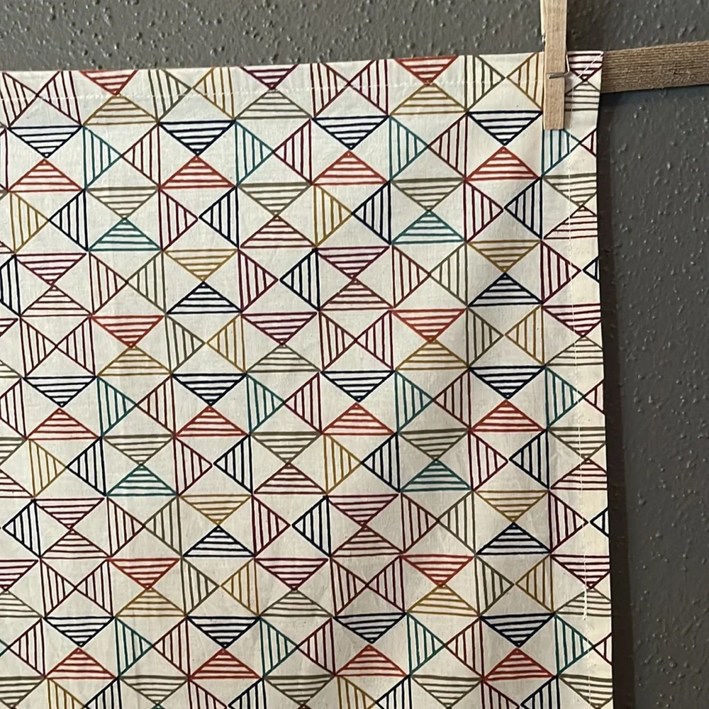 Crate & Barrel Polly Dinner Napkins